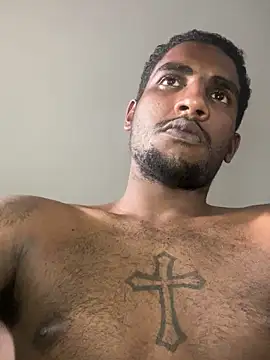 Snapshot of DiamanteNegro- chatting on February 12, 8:26 pm DiamanteNegro- online show from February 12, 8:26 pm