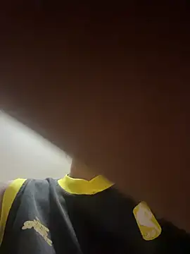 Snapshot of DiamanteNegro- chatting on February 18, 2:18 am DiamanteNegro- online show from February 18, 2:18 am