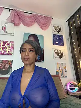 Snapshot of skarlleth_11 chatting on May 31, 9:16 pm skarlleth 11 online show from May 31, 9:16 pm