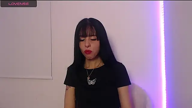 Snapshot of Lia__1 chatting on September 18, 1:18 am Lia 1 online show from September 18, 1:18 am