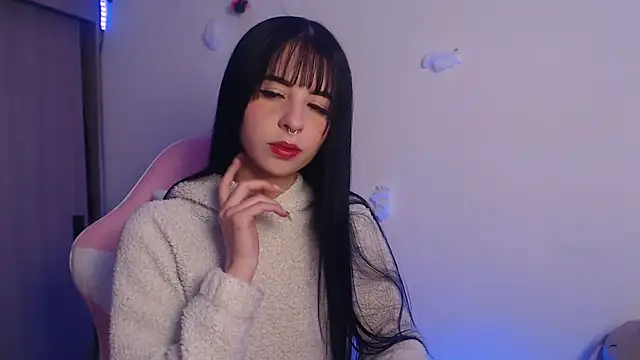 Snapshot of Lia__1 chatting on November 28, 7:16 pm Lia 1 online show from November 28, 7:16 pm