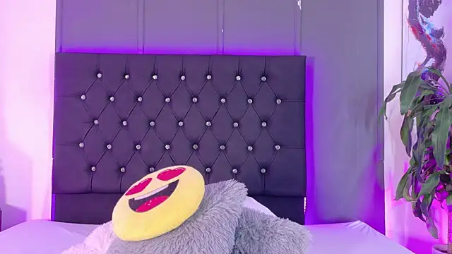 Billie Eilish online show from September 20, 9:16 pm
