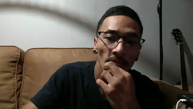 tanjir020 online show from September 27, 11:15 am