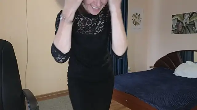 Lia Tito online show from September 18, 5:09 am