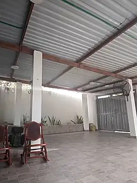 Snapshot of Luzky chatting on November 18, 8:24 pm Luzky online show from November 18, 8:24 pm