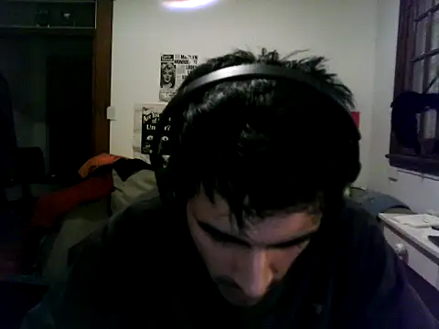 Snapshot of Eroticonlin3 chatting on June 6, 4:06 am Eroticonlin3 online show from June 6, 4:06 am