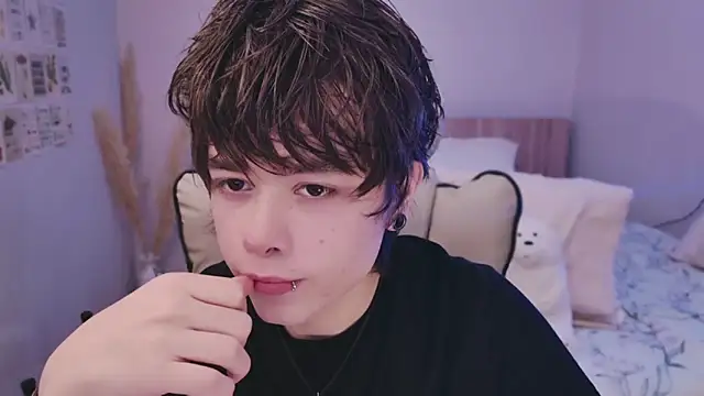 Snapshot of PaulTexx chatting on October 24, 6:59 pm PaulTexx online show from October 24, 6:59 pm