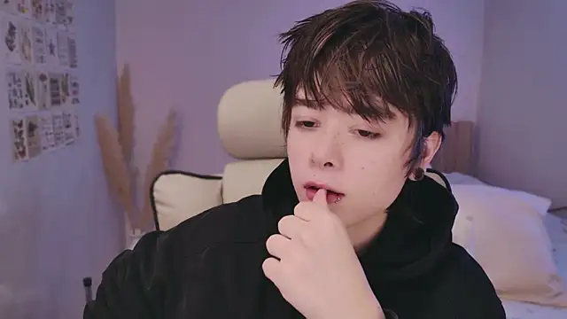 Snapshot of PaulTexx chatting on November 2, 6:54 pm PaulTexx online show from November 2, 6:54 pm