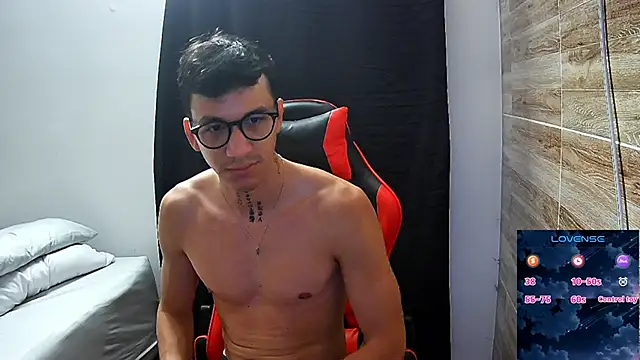 angelicious  online show from April 10, 12:32 pm