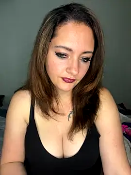 Snapshot of XADICTIVEX chatting on September 25, 8:23 pm XADICTIVEX online show from September 25, 8:23 pm