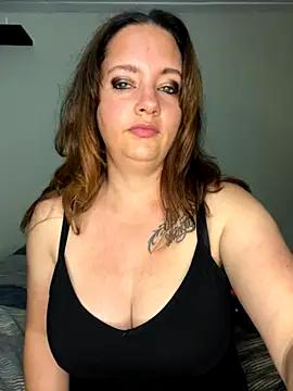 Snapshot of XADICTIVEX chatting on October 29, 8:10 pm XADICTIVEX online show from October 29, 8:10 pm