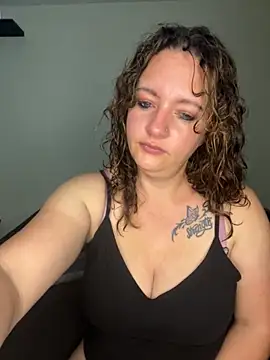 Snapshot of XADICTIVEX chatting on November 5, 7:36 pm XADICTIVEX online show from November 5, 7:36 pm