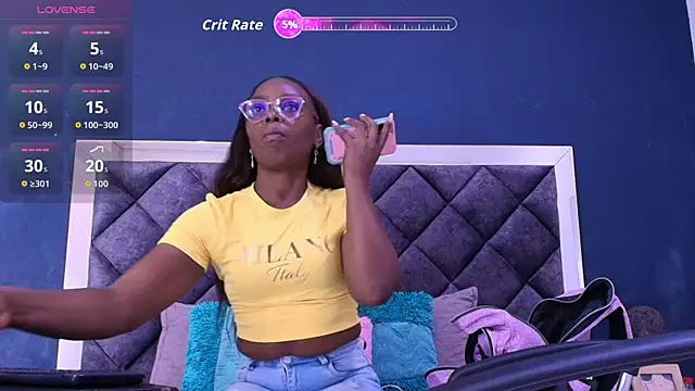 Snapshot of ebony__jheim chatting on January 13, 4:34 pm ebony jheim online show from January 13, 4:34 pm