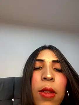 Snapshot of Rosa_25x chatting on October 19, 2:18 pm Rosa 25x online show from October 19, 2:18 pm