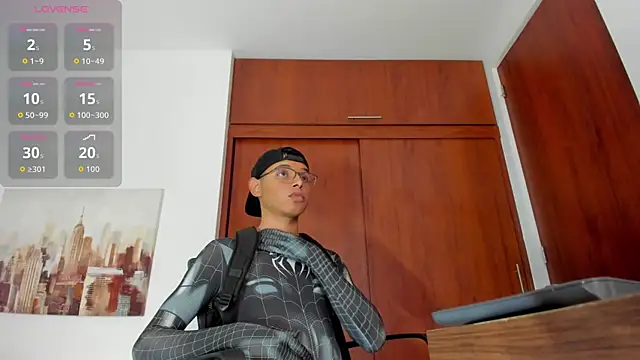 tristan gold online show from September 28, 10:59 pm