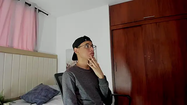 tristan gold online show from October 14, 1:34 pm