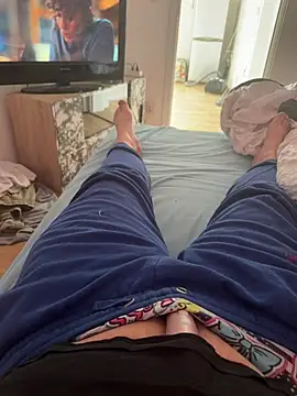 mrandmrsdarkside online show from April 11, 7:45 am