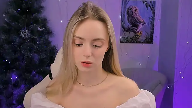 JuliaBrewwer online show from February 9, 1:37 pm