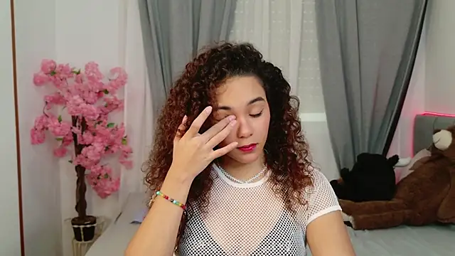 Snapshot of Taylor_Tina chatting on October 14, 8:15 am Taylor Tina online show from October 14, 8:15 am