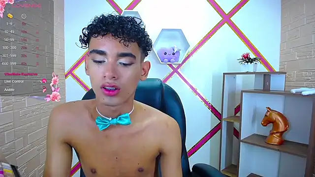 Snapshot of Blake_Mils chatting on October 27, 6:01 pm Blake Mils online show from October 27, 6:01 pm