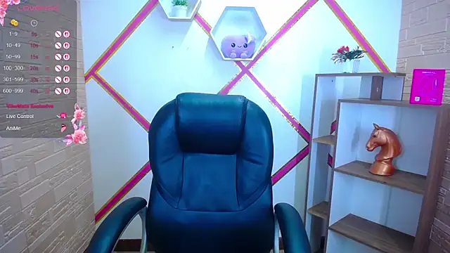 Snapshot of Blake_Mils chatting on October 31, 6:31 pm Blake Mils online show from October 31, 6:31 pm