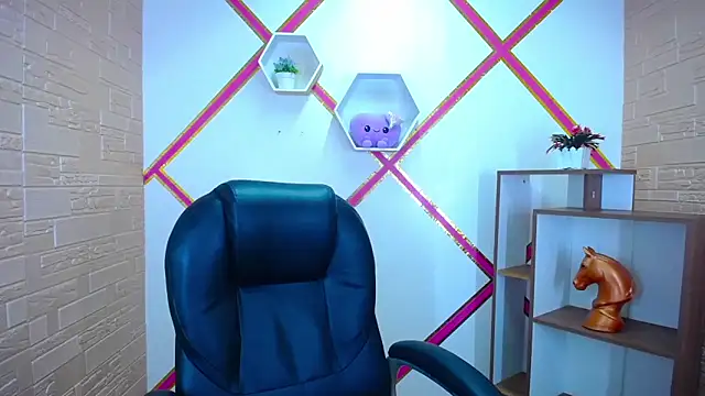 Snapshot of Blake_Mils chatting on November 21, 7:01 pm Blake Mils online show from November 21, 7:01 pm