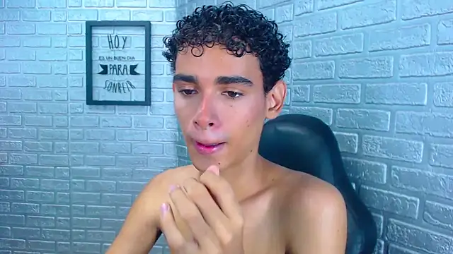 Snapshot of Blake_Mils chatting on February 28, 7:04 pm Blake Mils online show from February 28, 7:04 pm