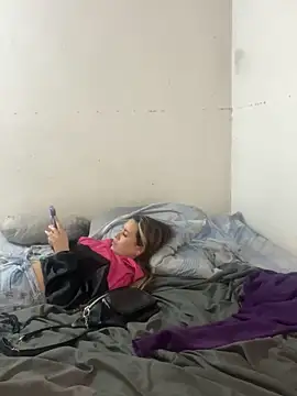 Snapshot of tetutamy chatting on November 6, 2:01 am tetutamy online show from November 6, 2:01 am