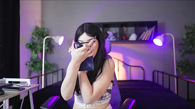 Sabrina bloom online show from October 1, 12:55 pm