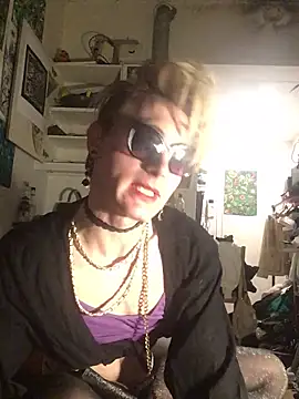 Sissy Cindy Whore online show from March 31, 10:43 pm