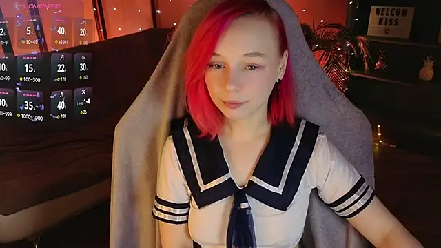 NaomiYoru online show from February 7, 8:34 pm