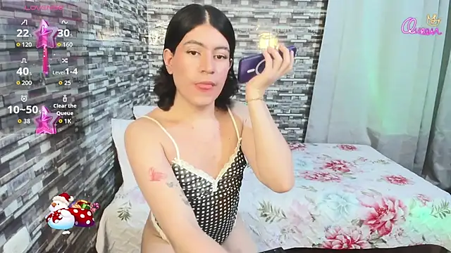 xxxEmmaxx online show from December 17, 2:28 am