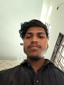 Snapshot of rohanh234 chatting on December 22, 8:33 am rohanh234 online show from December 22, 8:33 am
