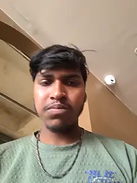 Snapshot of rohanh234 chatting on February 14, 8:11 am rohanh234 online show from February 14, 8:11 am