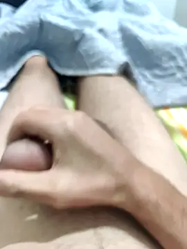 Snapshot of emrekzlk52 chatting on October 2, 8:38 pm emrekzlk52 online show from October 2, 8:38 pm