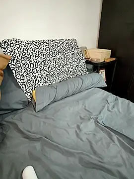 SanChacal5694 online show from September 13, 5:35 pm