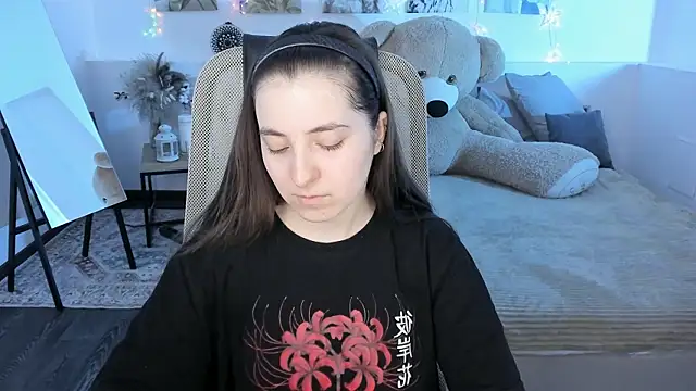 VirtuallVoyant online show from March 7, 1:24 am