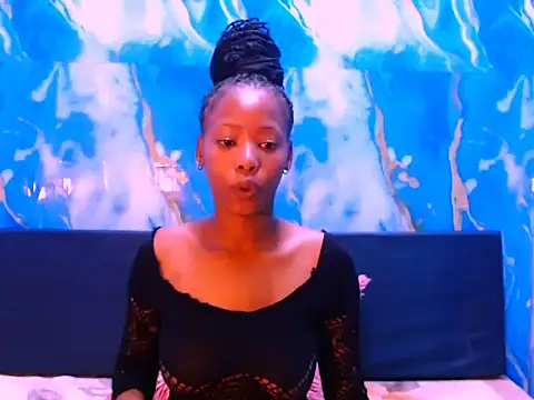 ebonypretty4u69 online show from December 5, 6:00 am