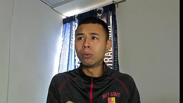  Logan Colton  online show from January 6, 6:55 pm