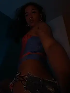 Snapshot of cam11_07 chatting on July 31, 3:33 pm cam11 07 online show from July 31, 3:33 pm