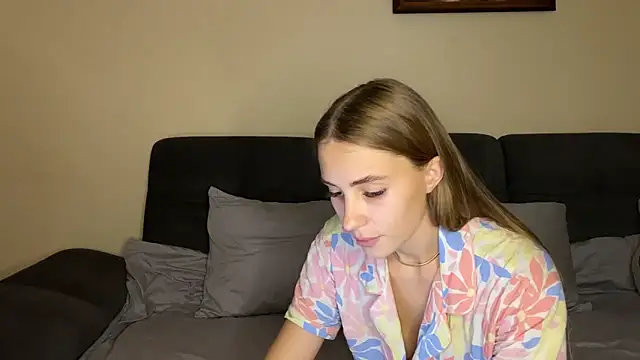 sweetymiss online show from October 16, 8:04 am