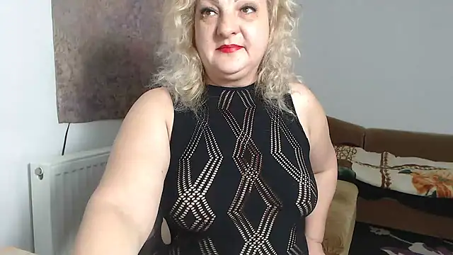 clarabbw47 online show from March 18, 8:12 pm