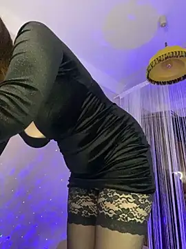 Snapshot of CrazyPinky chatting on January 22, 3:41 am CrazyPinky online show from January 22, 3:41 am