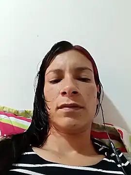 kim lebanon online show from February 12, 9:32 pm