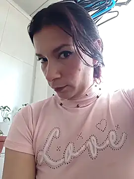 kim lebanon online show from March 14, 10:15 pm