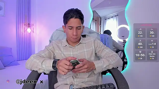 j deex online show from October 21, 2:29 pm