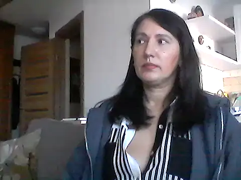 Elena48324 online show from March 9, 9:02 am