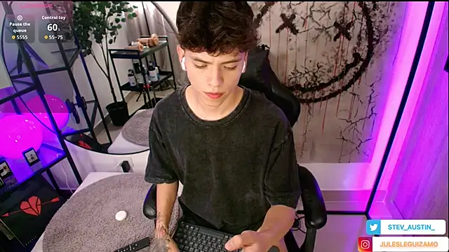 stev austin  online show from February 21, 9:16 pm