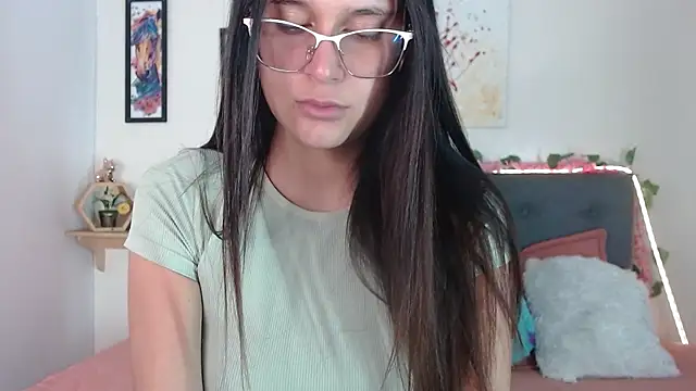 Snapshot of valentini_villa chatting on October 29, 8:10 pm valentini villa online show from October 29, 8:10 pm