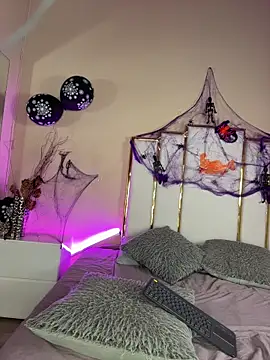 Snapshot of Alexandraa_Gomez chatting on October 24, 9:00 pm Alexandraa Gomez online show from October 24, 9:00 pm